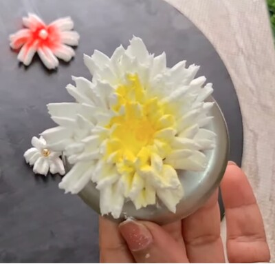 Krema sıkma duy ucu no: Plain Leaf (8 mm ağız çapı) - Thumbnail