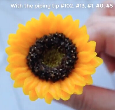 Wilton - Krema sıkma duy ucu no:102 düz petal (8 mm ağız çapı) (1)