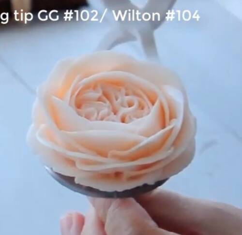 Krema sıkma duy ucu no:104 düz petal (14 mm ağız çapı)