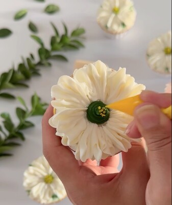 Krema sıkma duy ucu no: 124K Kore petal (15 mm ağız çapı) - Thumbnail