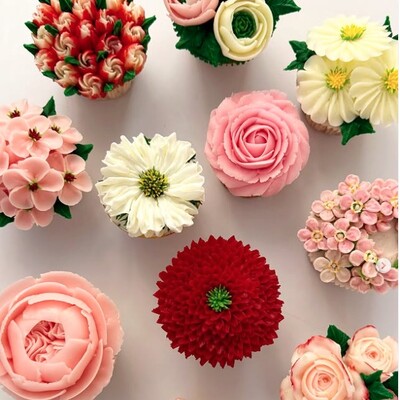 Ateco - Piping tip nozzle no:124K Korean petal (15 mm openning) (1)