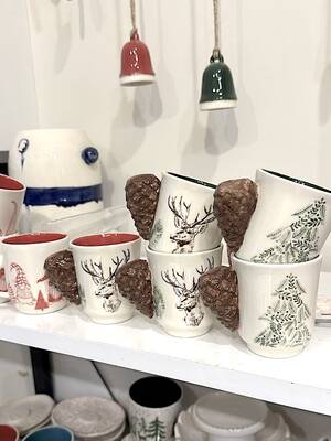 Mesh Stencil Ceramic Cup Col. Christmas Elements-1; 20*10 cm
