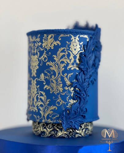 Mesh Stencil Crystal Collection; Baroque Damask