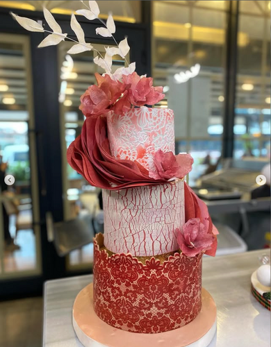 Mesh Stencil Crystal Collection; Burlesque Scallopped