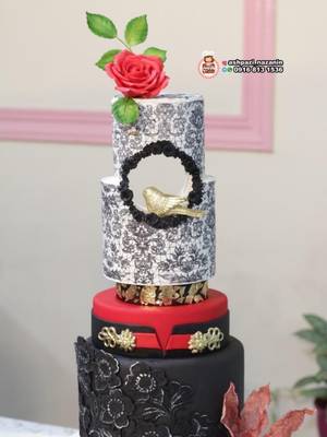 Mesh Stencil; Moulin Rouge