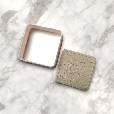Paku Malzeme - Plastik kesici kalıp ROUNDED SQUARE; 48x48 mm Paku Malzeme - Plastik kesici kalıp ROUNDED SQUARE; 48x48 mm