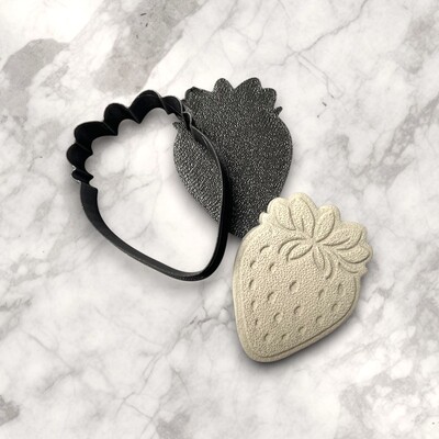 Paku Malzeme - Plastik kesici kalıp STRAWBERRY-1; 49 &36 mm