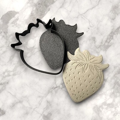 Paku Malzeme - Plastik kesici kalıp STRAWBERRY-2; 69 &58 mm