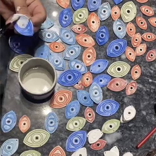Plastik mini kalıp BOHO EYES; tek parça izli kesici