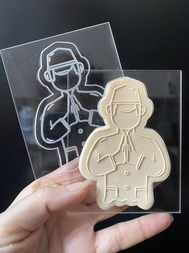 Pop-it acrylic stamp PRAYER MAN; 10*8 cm