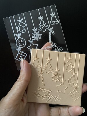 Paku Malzeme - Pop-it stamp kaşe HAPPY NEW YEAR GARLAND;8x8 cm Paku Malzeme - Pop-it stamp kaşe HAPPY NEW YEAR GARLAND;8x8 cm