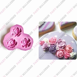 Paku Malzeme - Silicone mold 3-rose; 6,5*6 cm