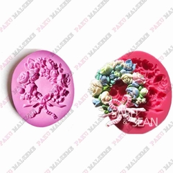 Paku Malzeme - Silicone mold Wreath of Roses; 8,3*6,7 cm