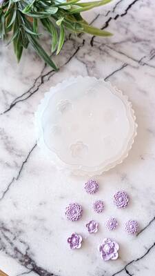 Silicone mold Miniature Flower and Leaf-1; 6,5*6,5 cms