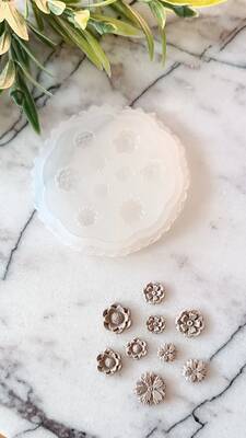 Silicone mold Miniature Flower and Leaf-8; 5,5*5,5 cm
