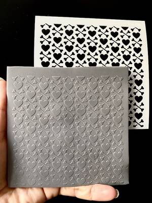 Stencil Heart & Bones; 11*11 cm