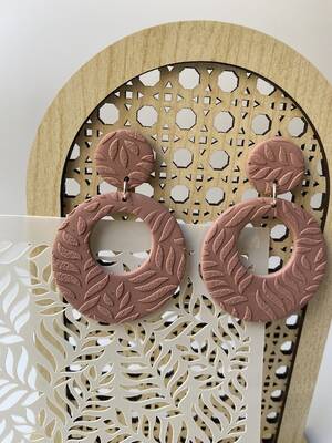 Stencil Leaves; 11*11 cm