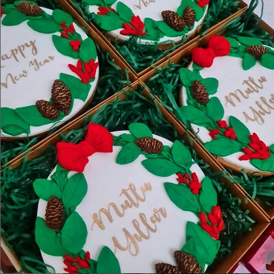 Paku Malzeme - Stencil Mutlu Yıllar; 15*15 cm (1)